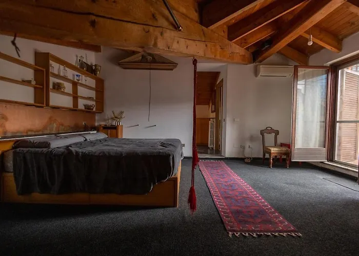 Central Lovely Attic